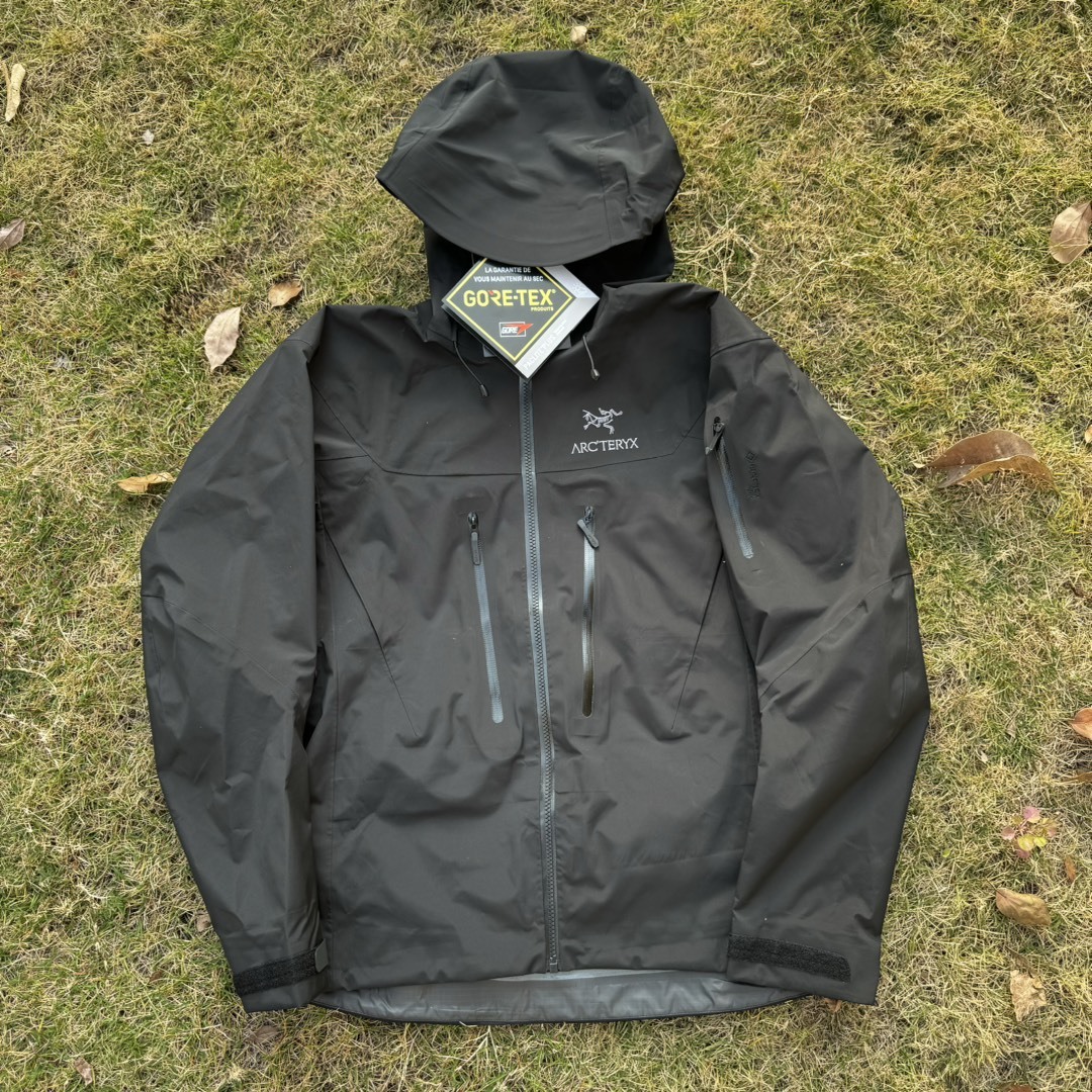 Arcteryx Alpha SV