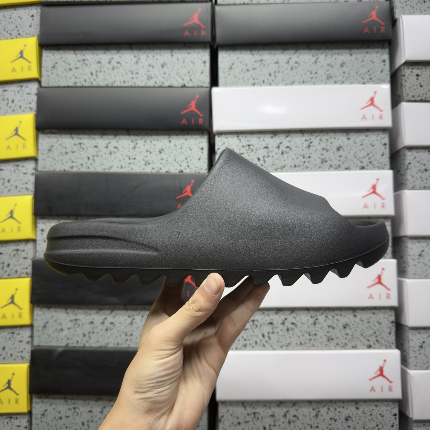 Yeezy Slide Top Batch