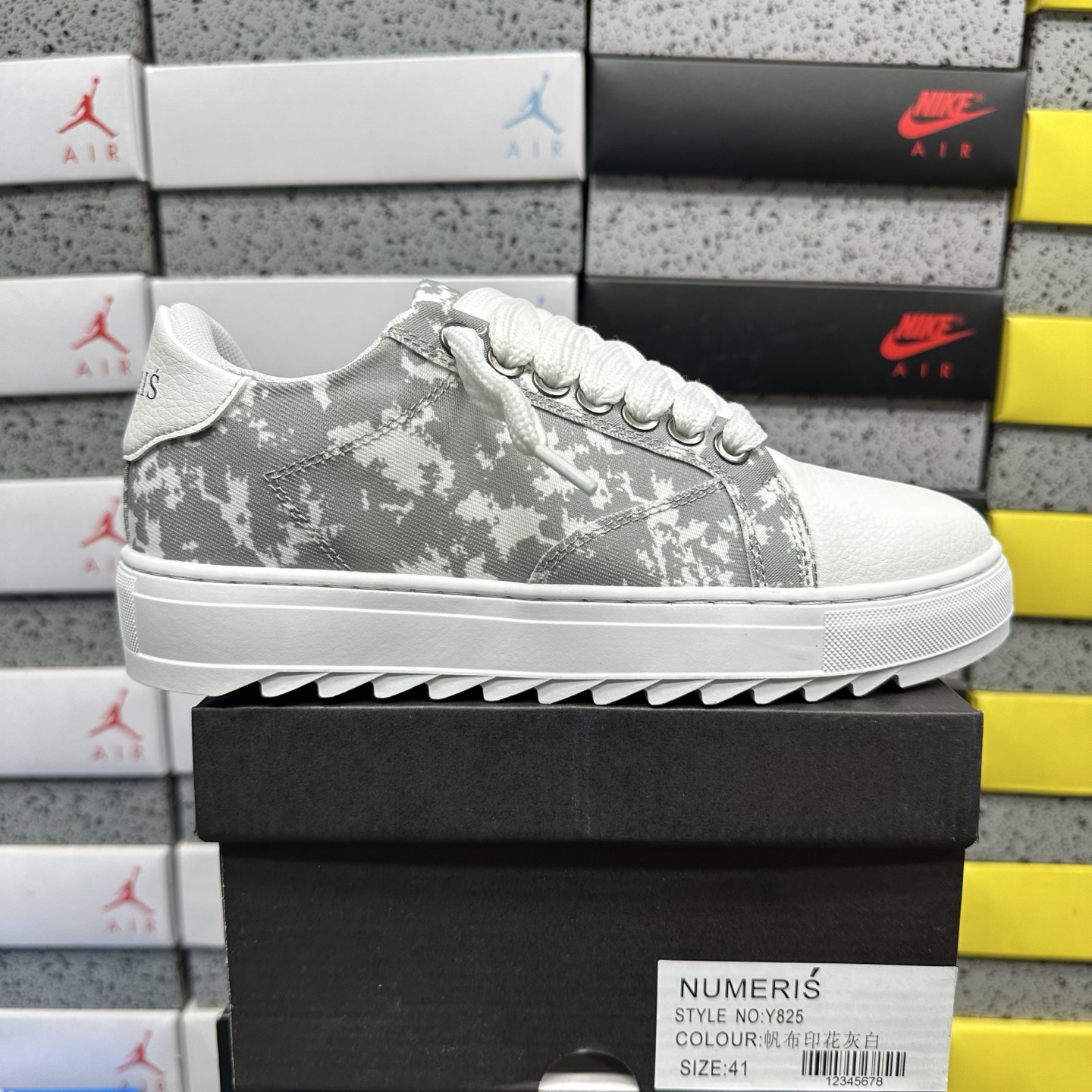 Numeris Sneaker